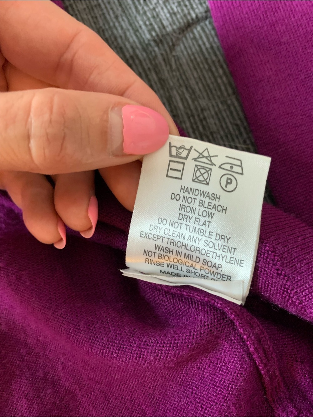 Burberry Merino Wool Turtleneck Sweater Fuchsia Purple Large - Picture 9 of 12